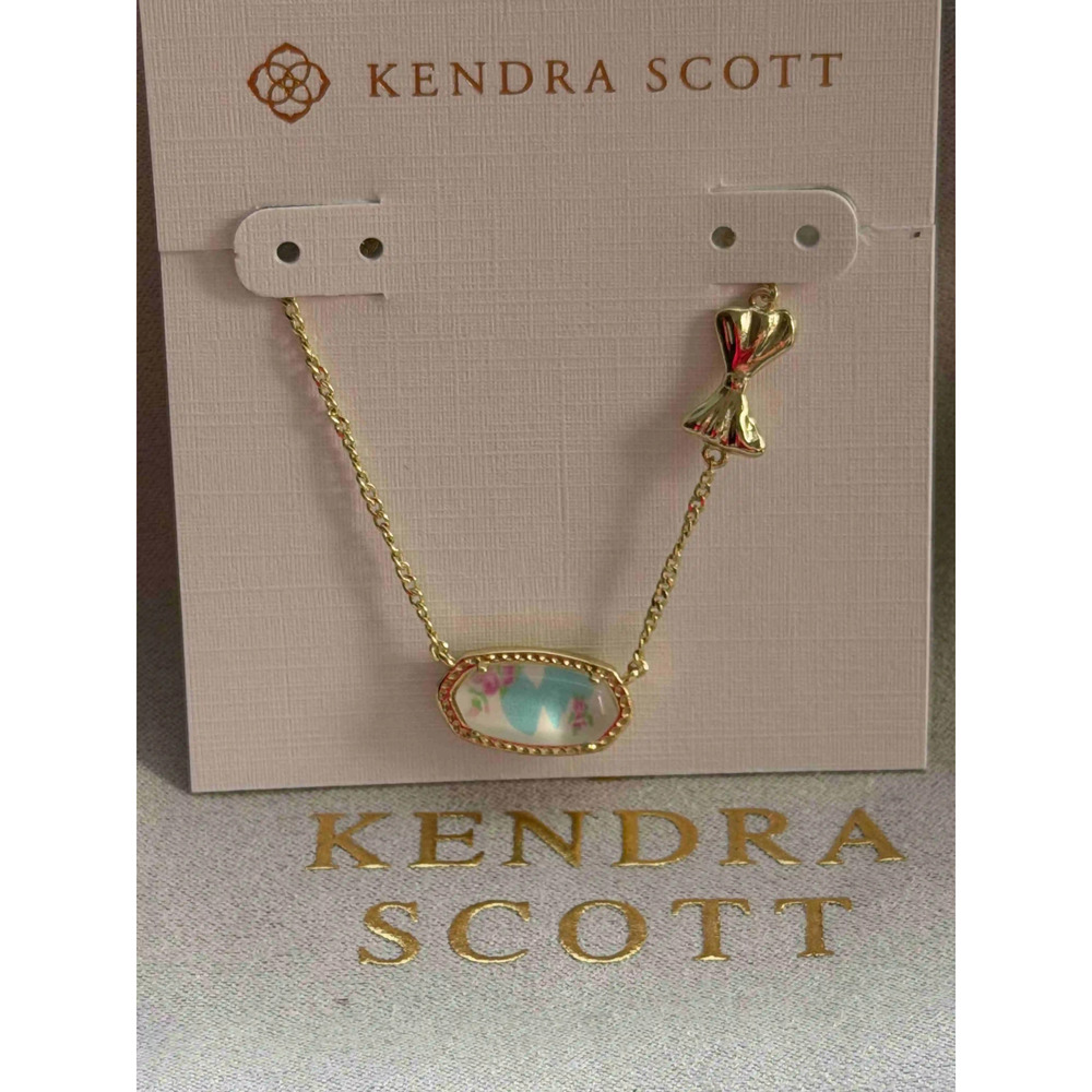 Kendra Scott White Pendant Necklace - Picture 1 of 3